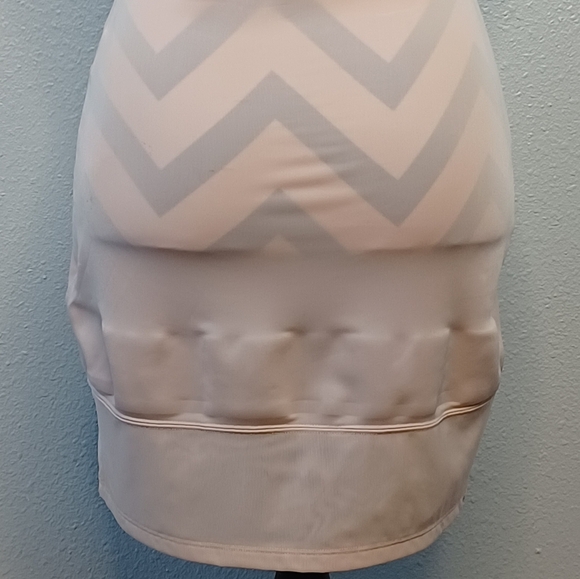 Yummie by Heather Thompson 3 in 1 Bustless Nude Blush Sz L Slip Shapewear - Picture 7 of 16